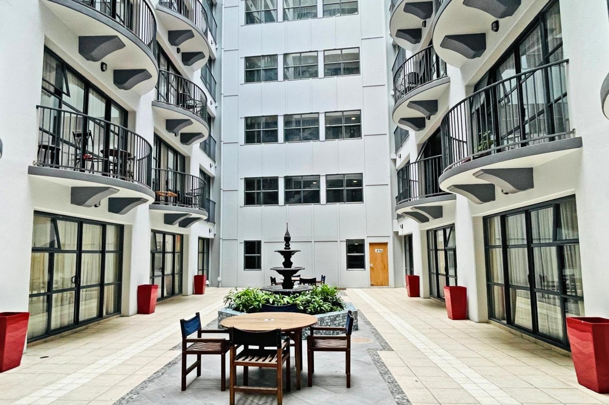 Quest Atrium Serviced Apartments Веллінгтон Екстер'єр фото